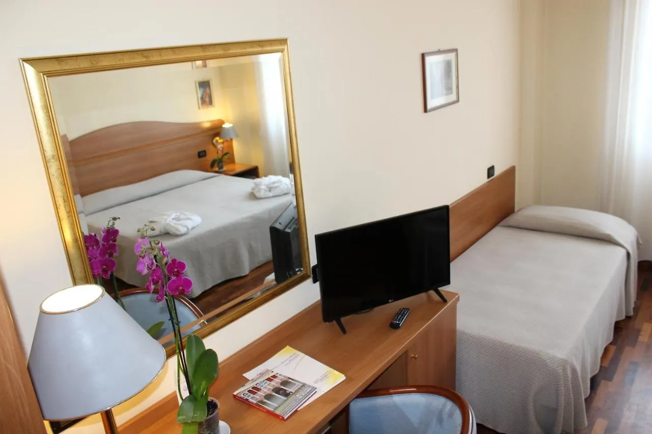Hotel Il Duca D'Este Феррара